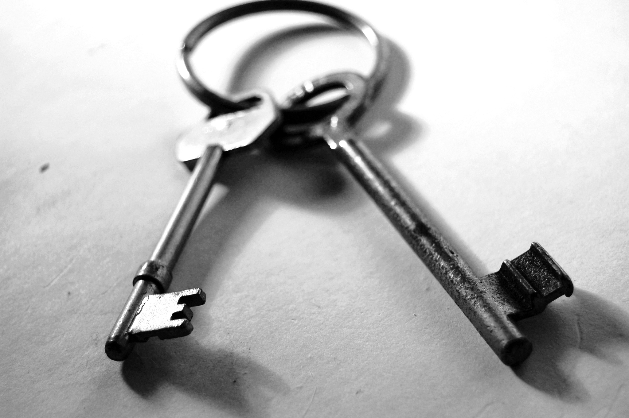 自行车锁丢钥匙？教你几种开锁方法！