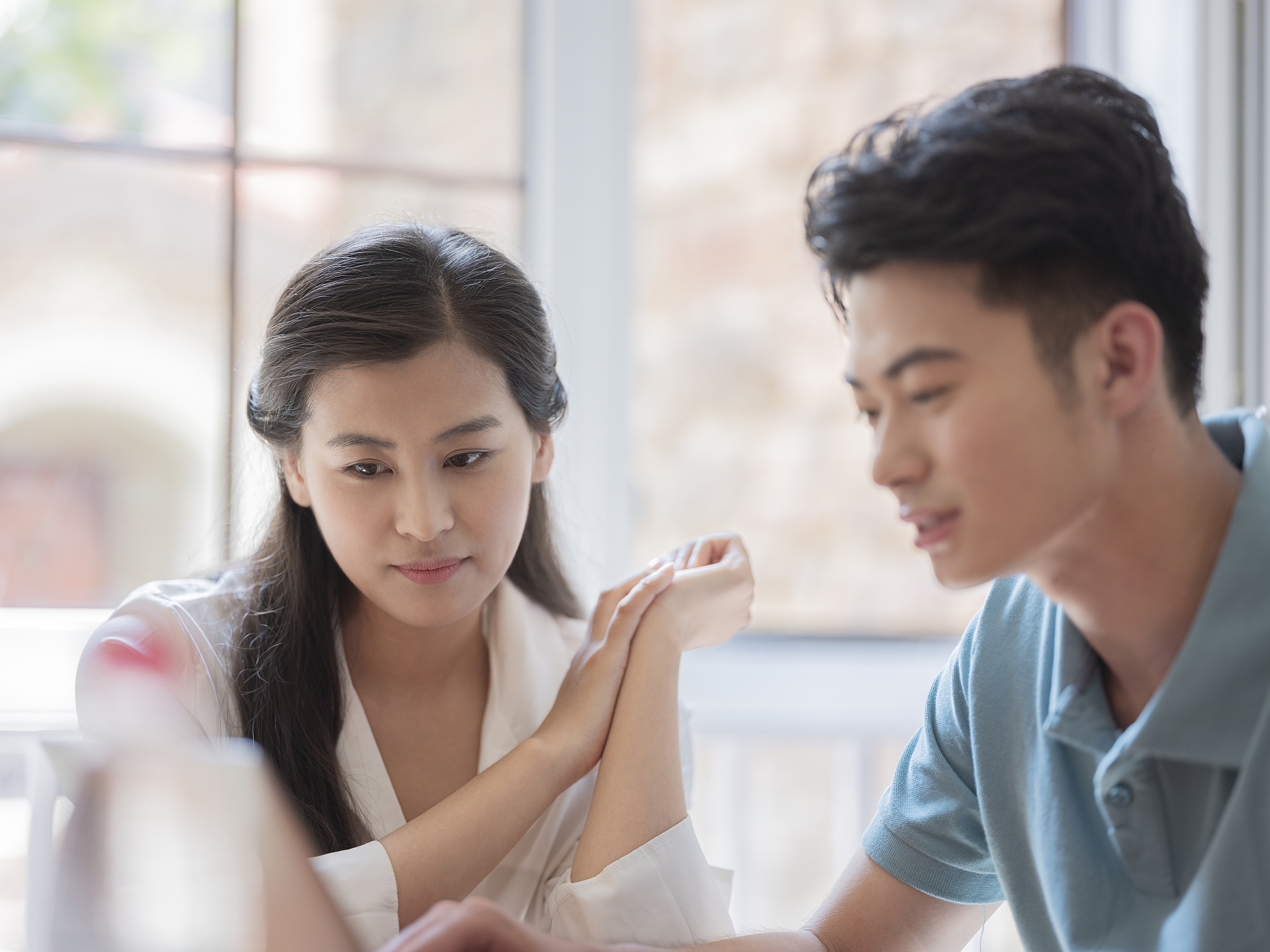 女婿第一次上门，女方家长准备指南：迎接新成员的温馨时刻