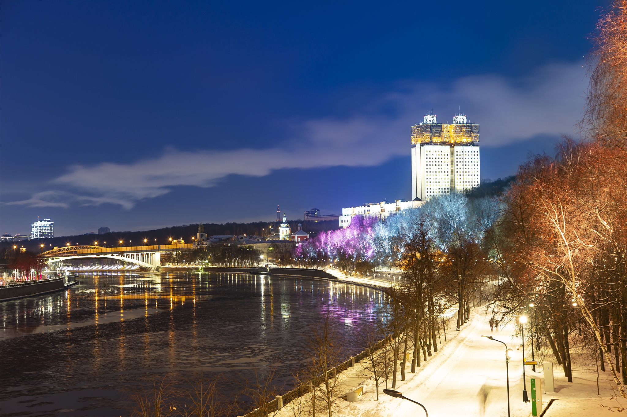christmas (new year holidays) decoration in moscow (at night), r