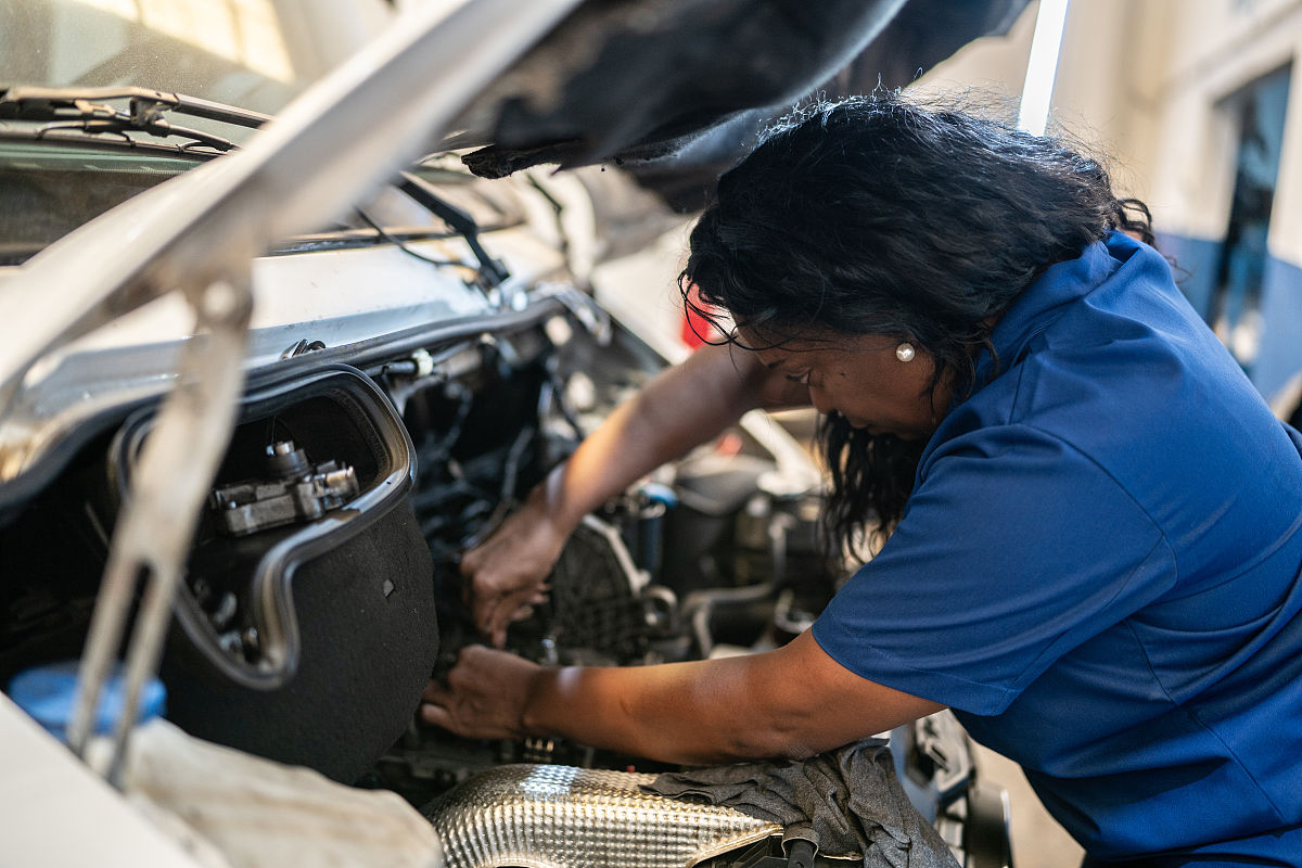 2020年重庆女生读汽修学校好吗