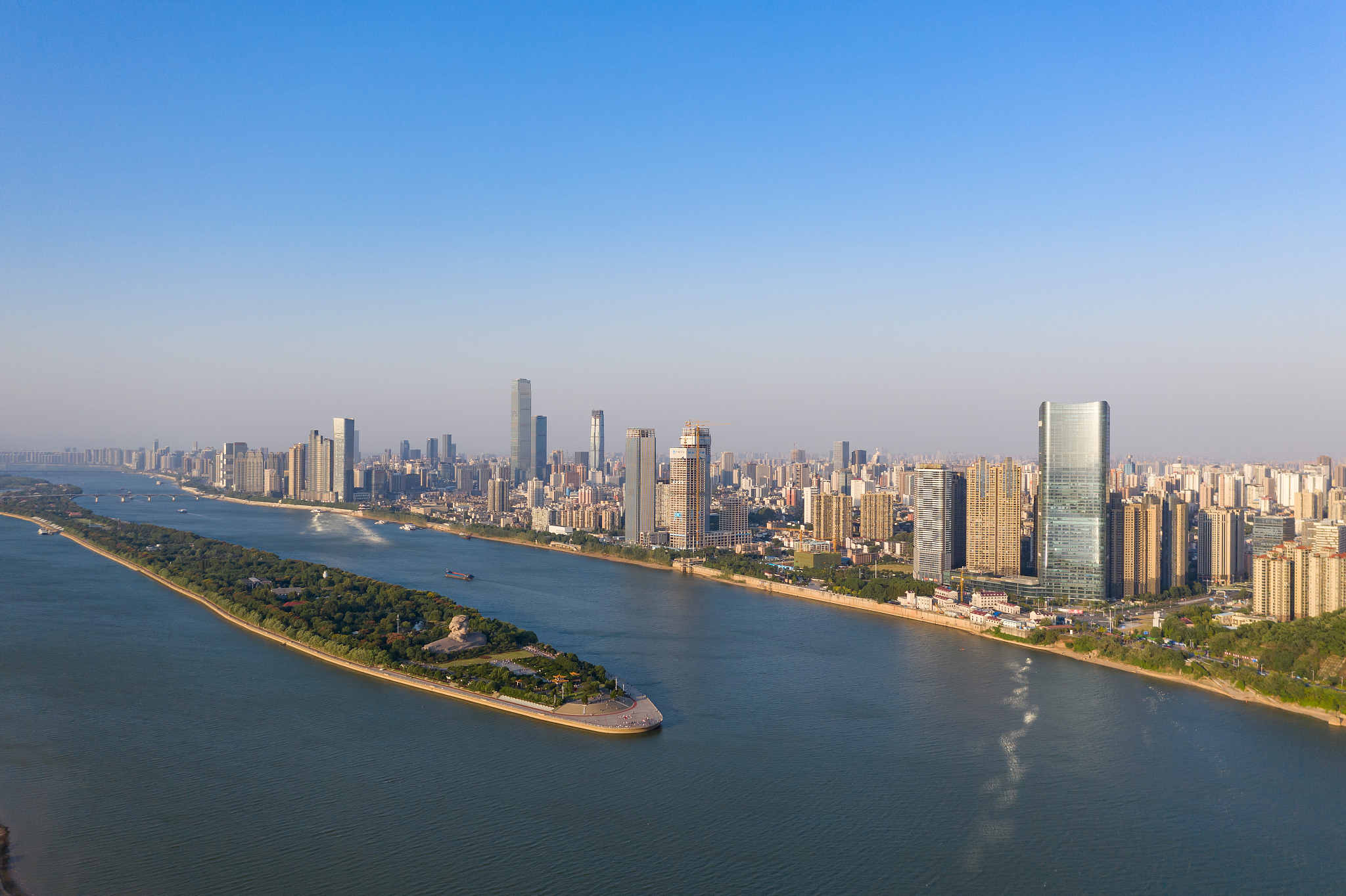 湖南湘江工贸技工学校是民办吗？招生专业都有哪些