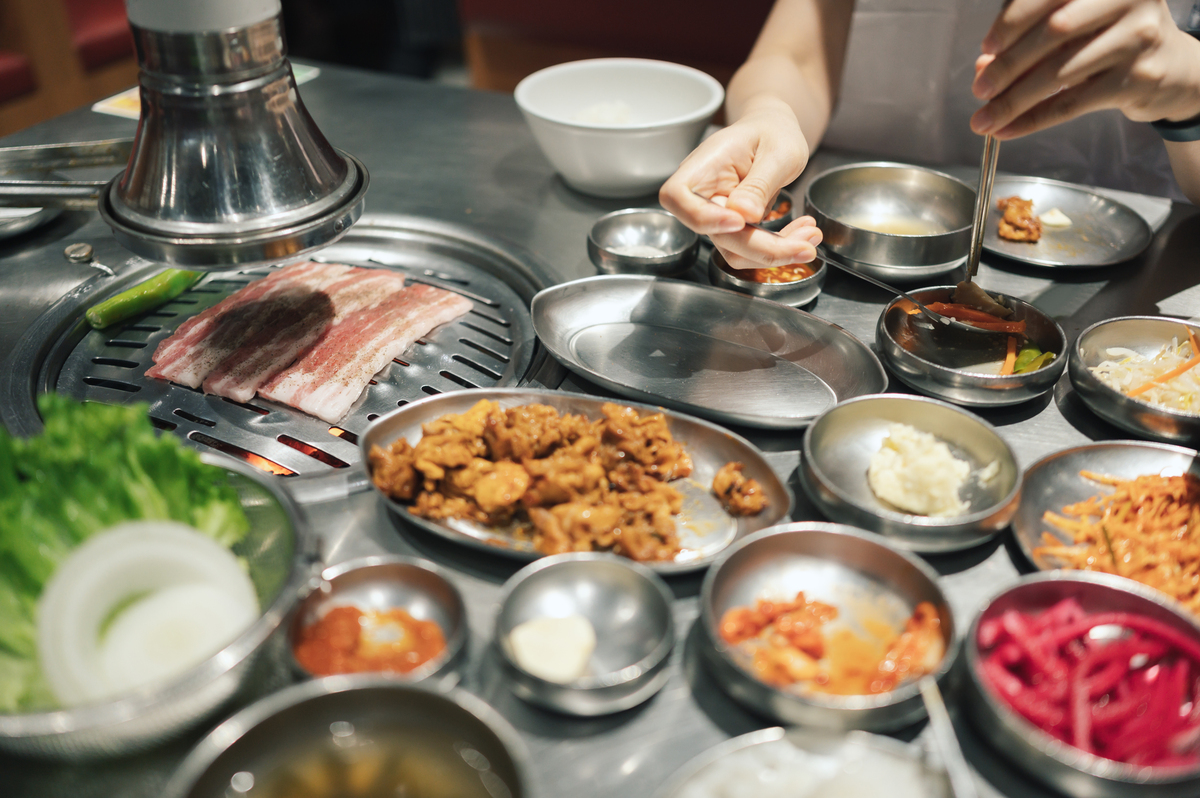 写一篇关于喜欢吃韩国料理看过来的小红书文案