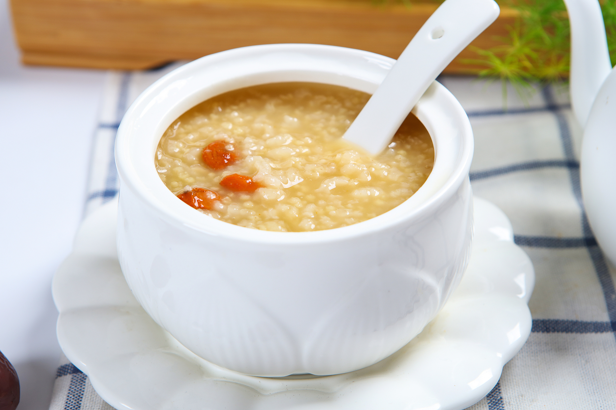 枸杞核桃米糊的做法_枸杞核桃米糊怎么做 - 秋季美味营养甜品