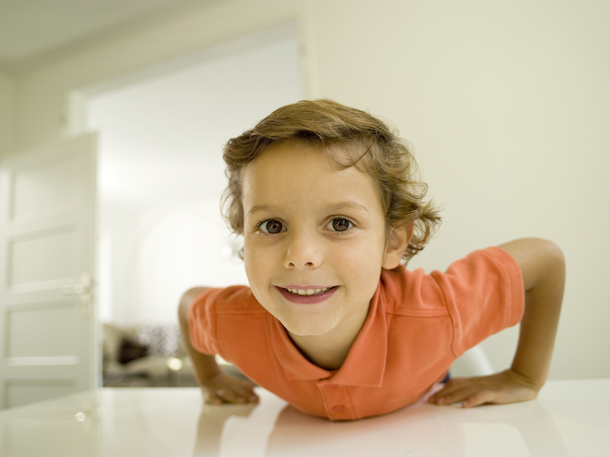 portrait of young boy (4-5)