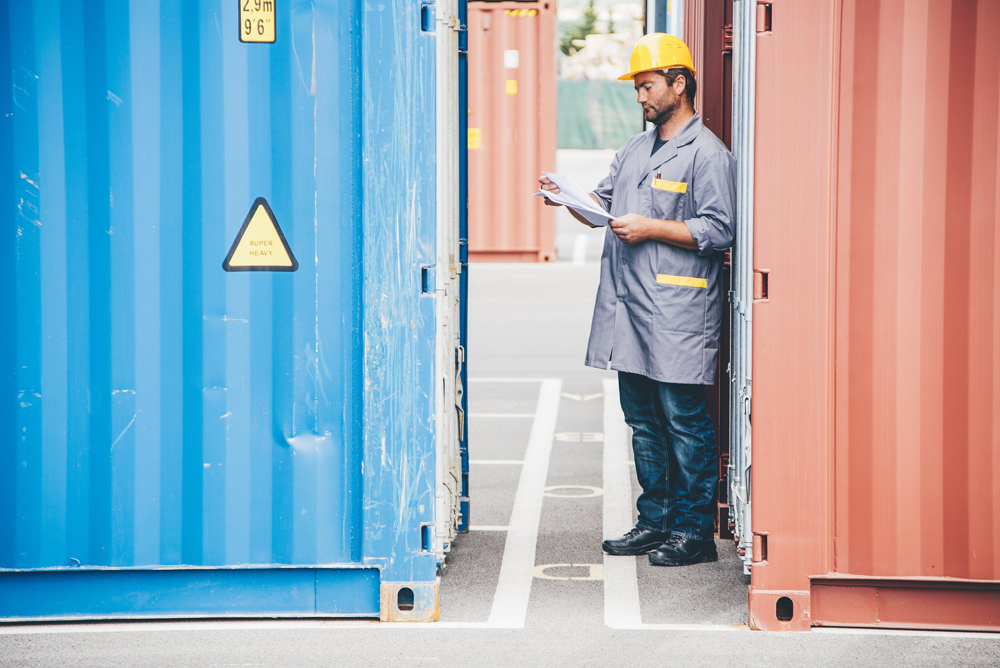 checking shipment