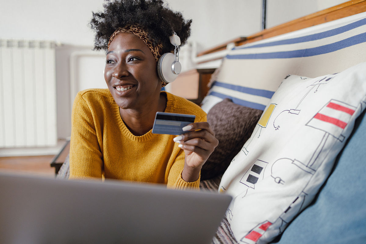 黔江职教中心电子商务专业招生 | 培养电子商务行业人才