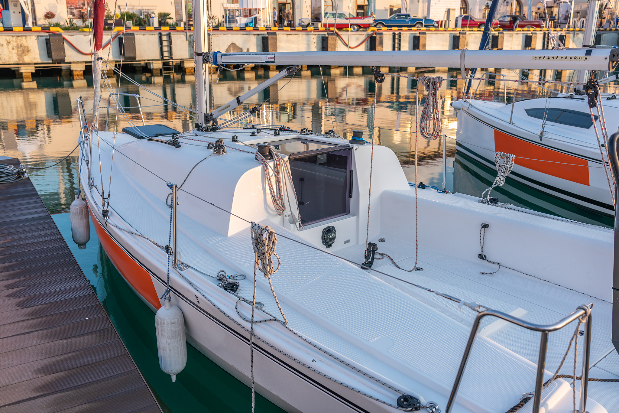 什么是船艇技术专业用发散性思