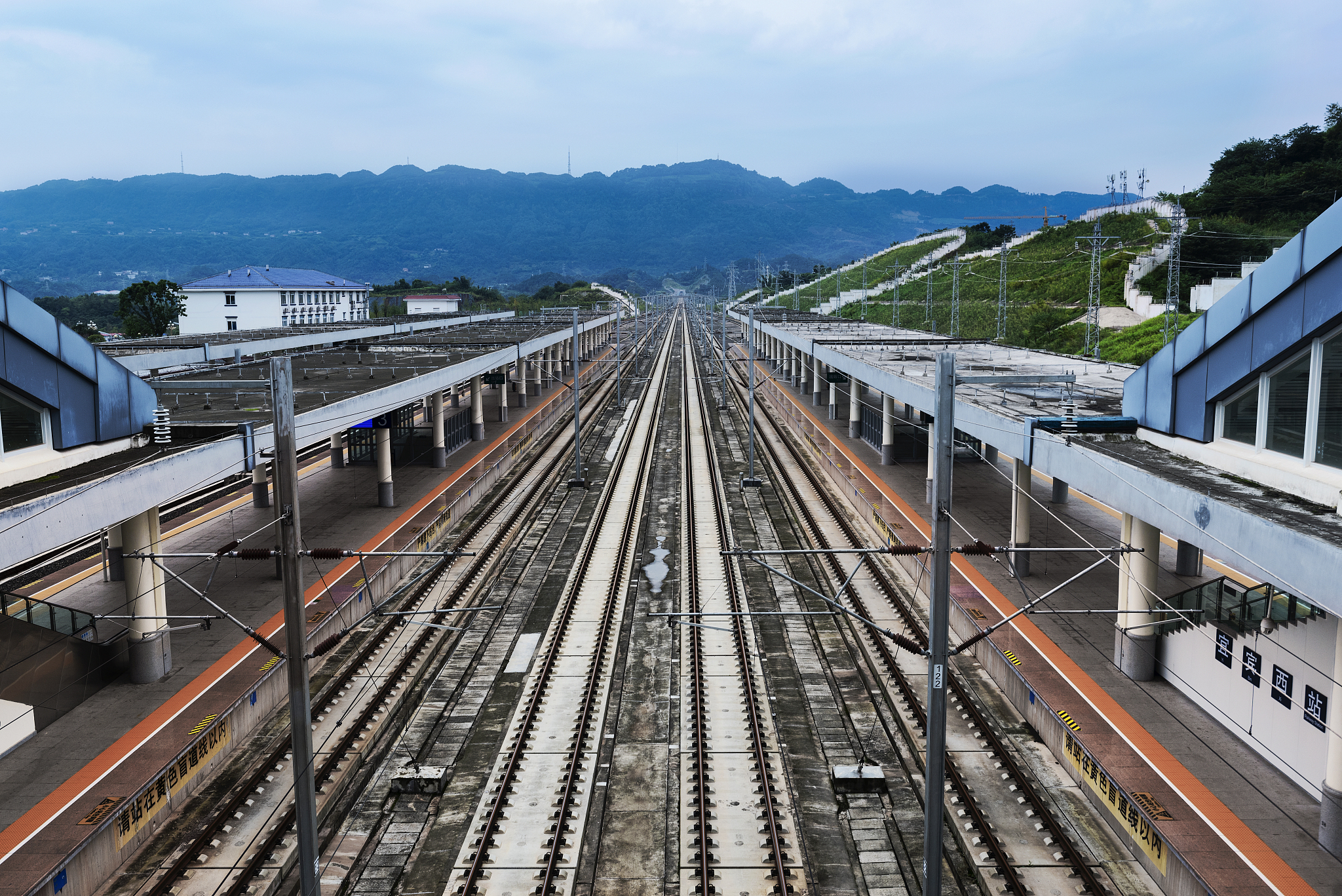 四川高速铁路运输专业：前景与挑战