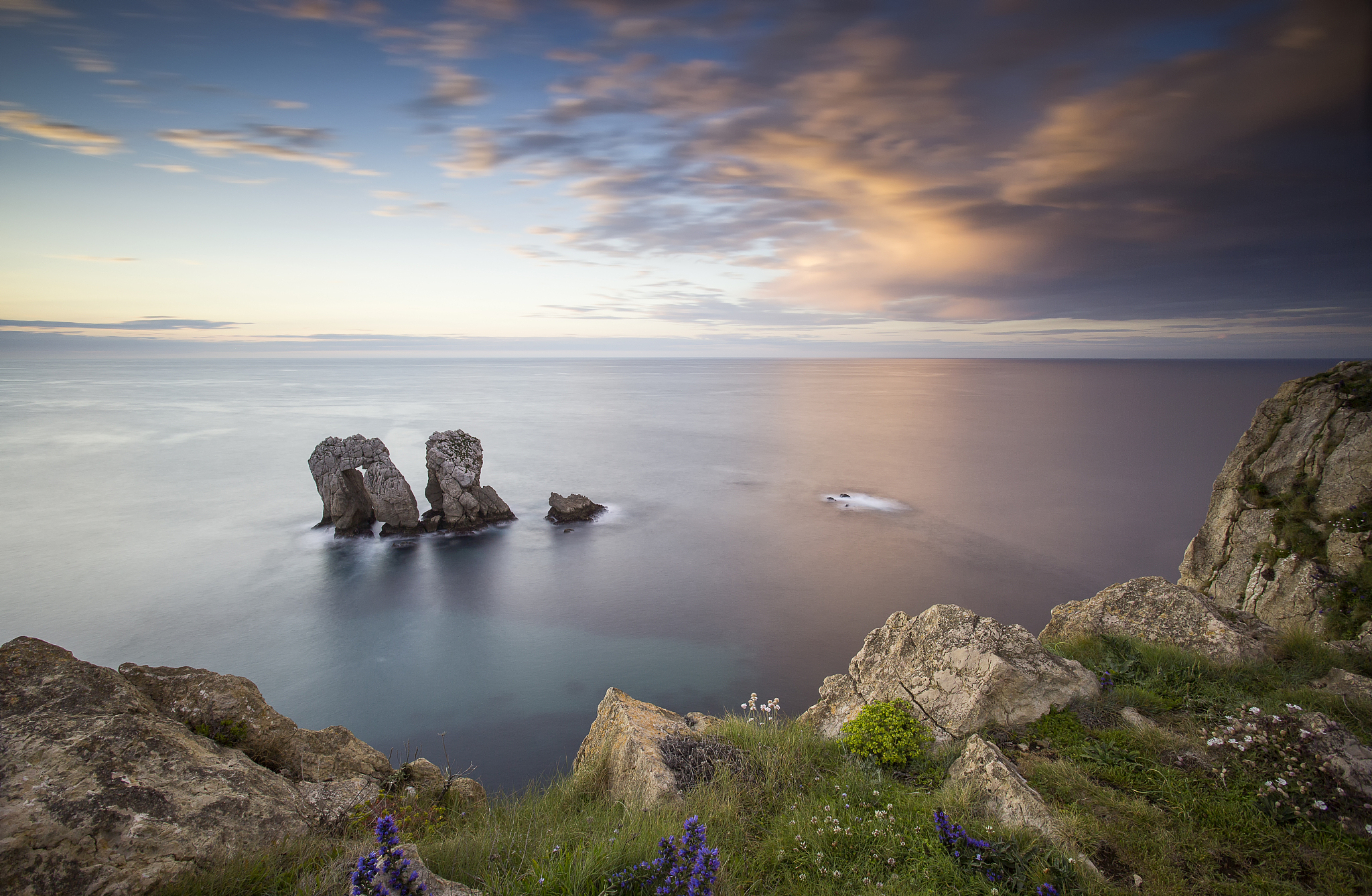 帮我解释以下代码	td_reportx0 = td_controllergetX0;		td_reportx1 = td_controllergetX1; td_reportheaderstamp = rosTimenow;