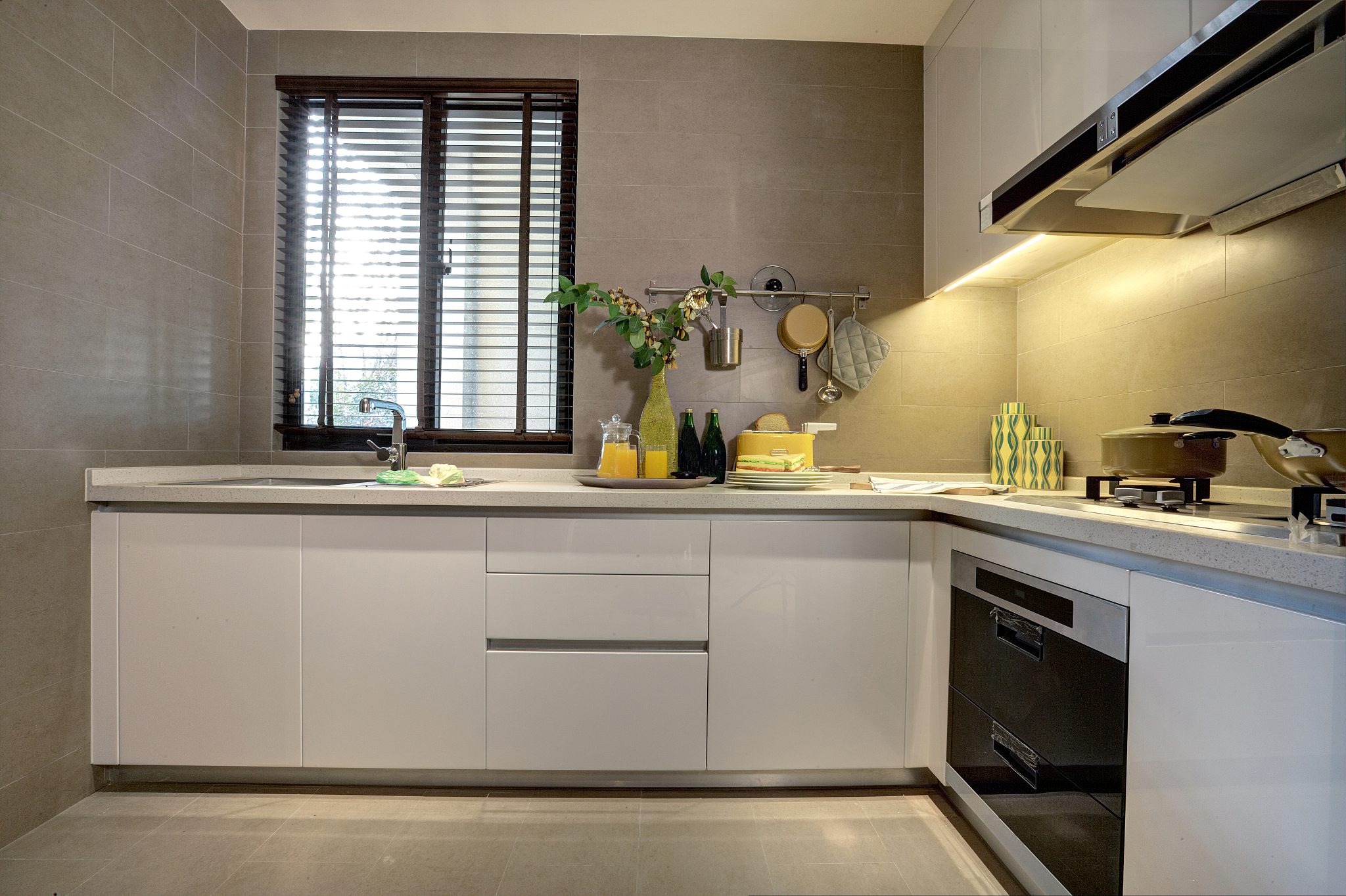 写一份家用厨房人性化的报告有自己的感悟