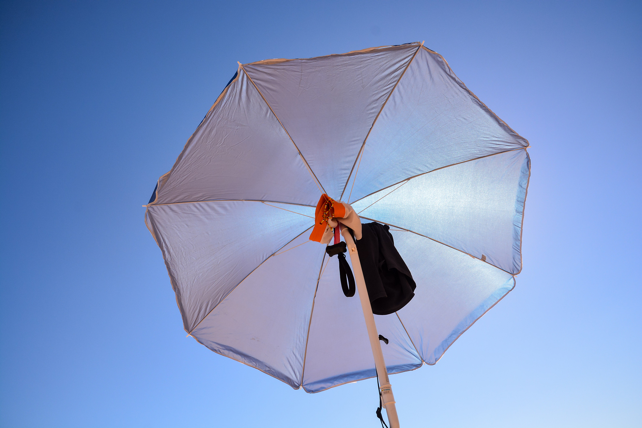 backlight beach umbrella