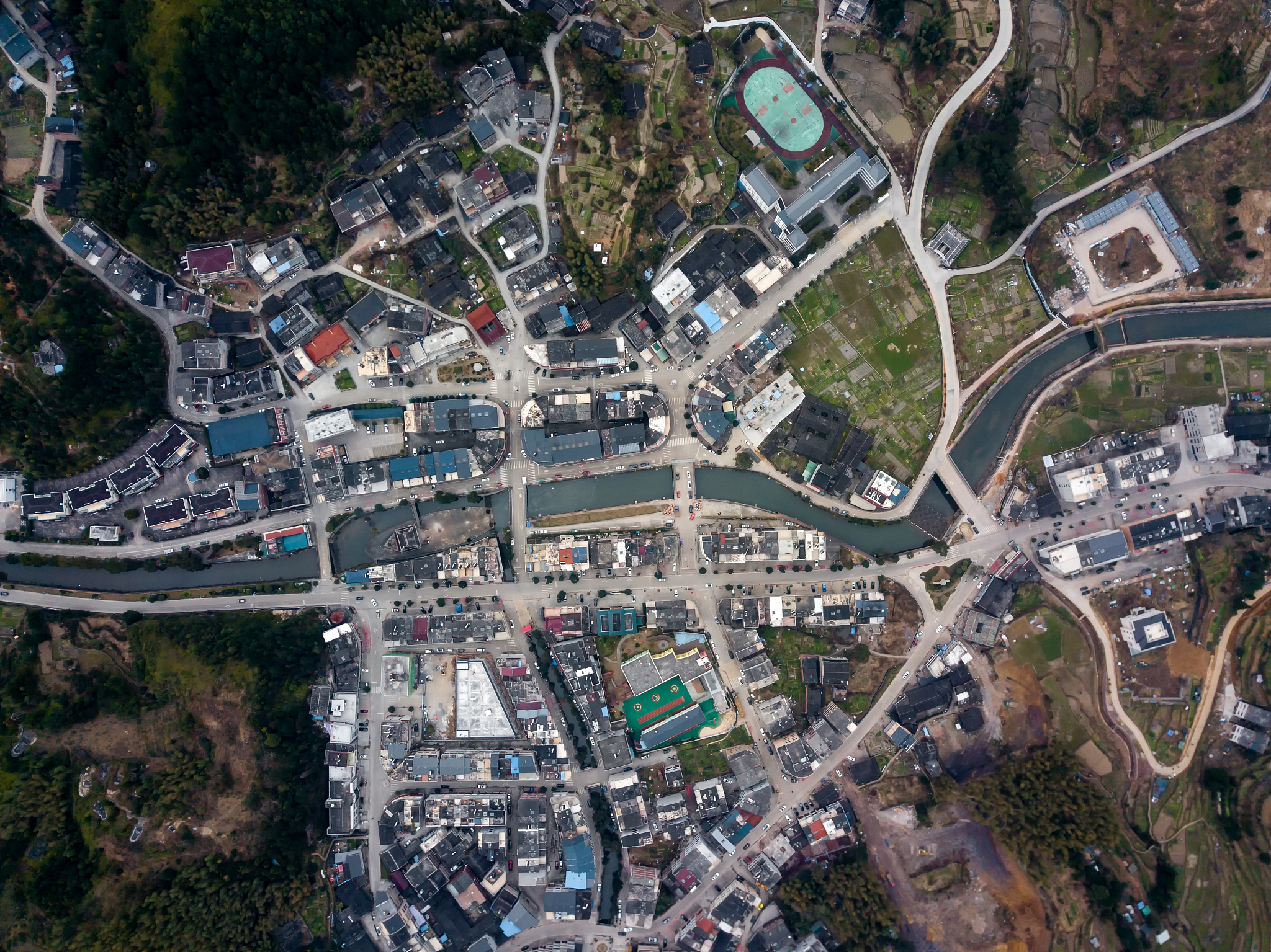 富川瑶族自治县古城镇横山社区道路给排水管道现状及规划