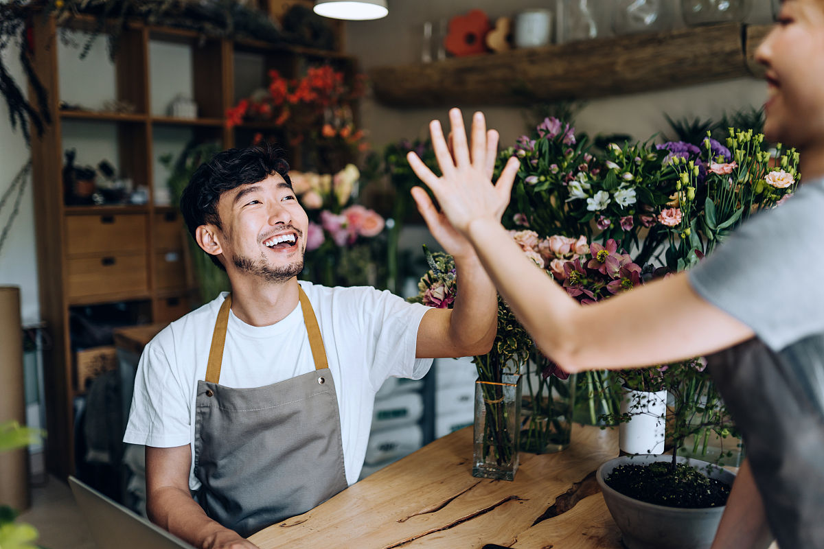 团日活动简报：精彩瞬间，满满正能量！