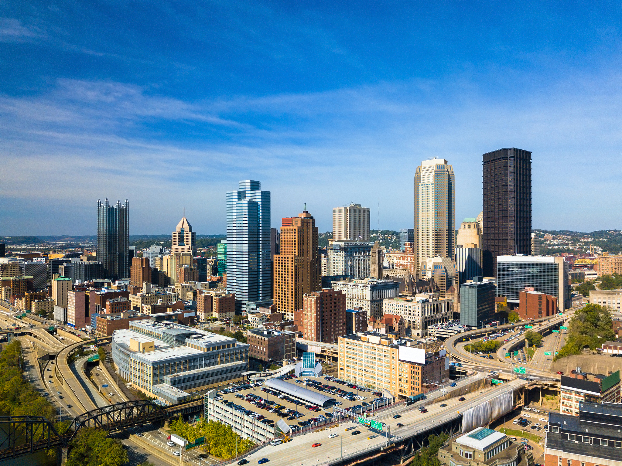 pittsburgh downtown aerial with highways