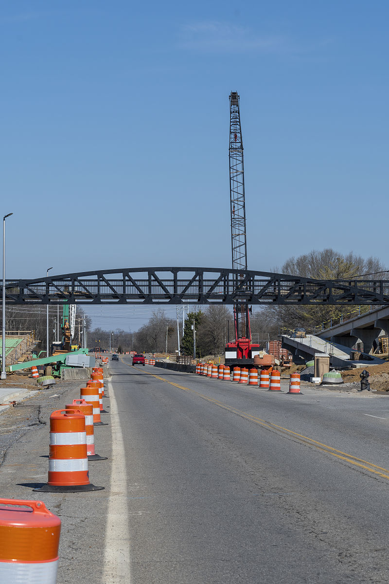 交通学院大学生乘车实习参观四方台大桥、阳明滩大桥和松浦大桥 - 深入了解桥梁工程与交通运输
