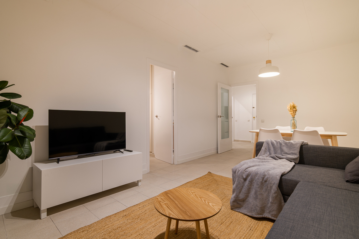 使用家具博主的口吻写20条关于小户型装修的文章生动标题