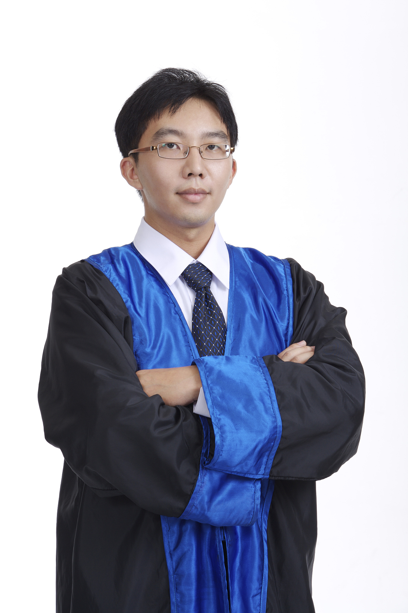 一般律师的收入是多少 薪资待遇好吗