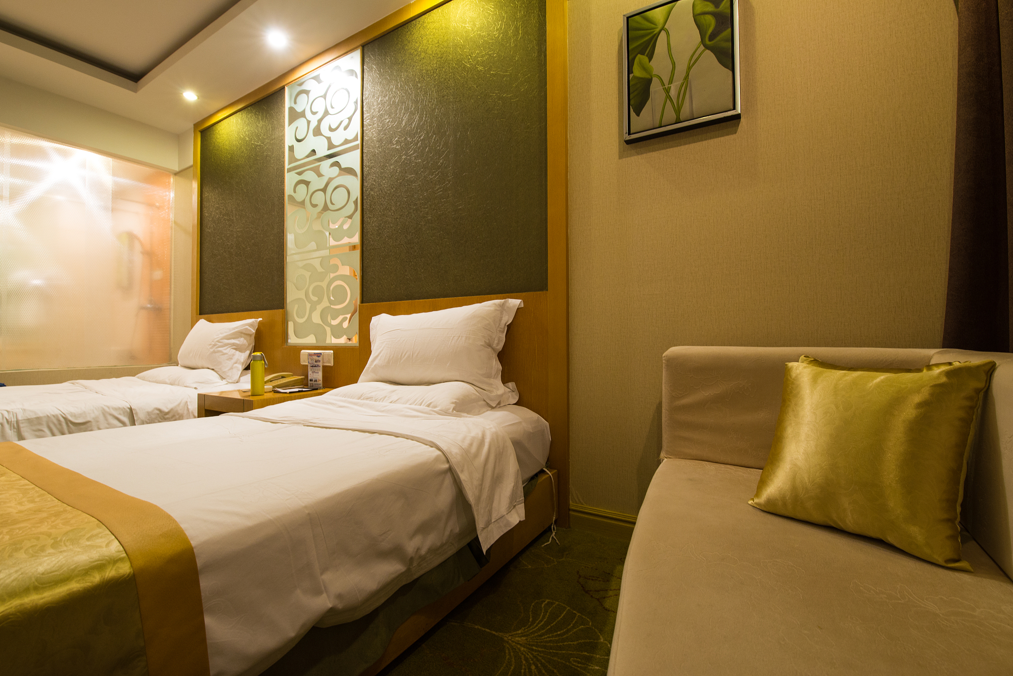 舒适便捷，美食环绕！ - 酒店名称 真实点评