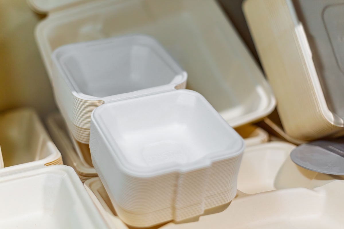 用英文描述保鲜盒可以洗碗机微波炉冰箱安全的特点