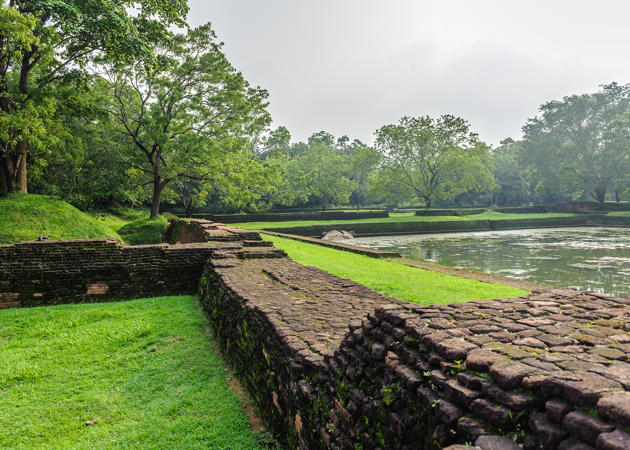 回复建议：关于皇城午门内部环境整治的说明