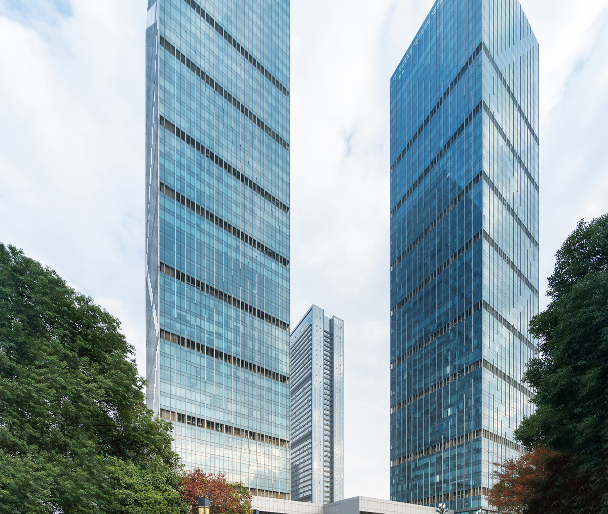 详细介绍成华科技大厦