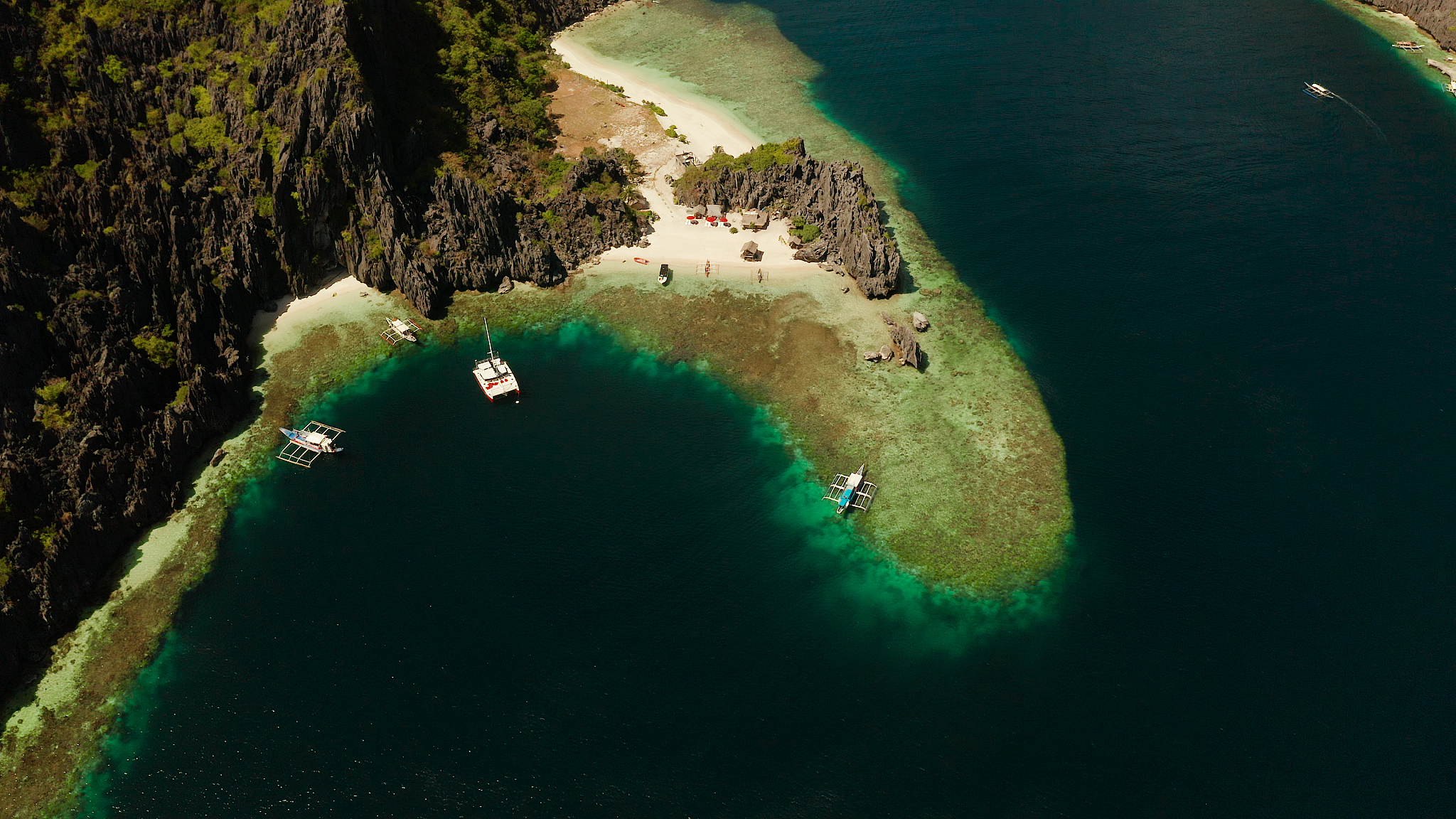 tropical seawater lagoon and beach, philippines, el nido
