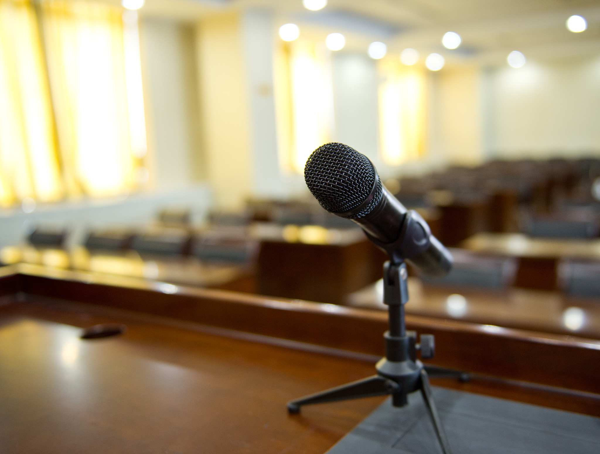 学播音与主持艺术后悔死了？为什么千万别学播音与主持艺术专业？