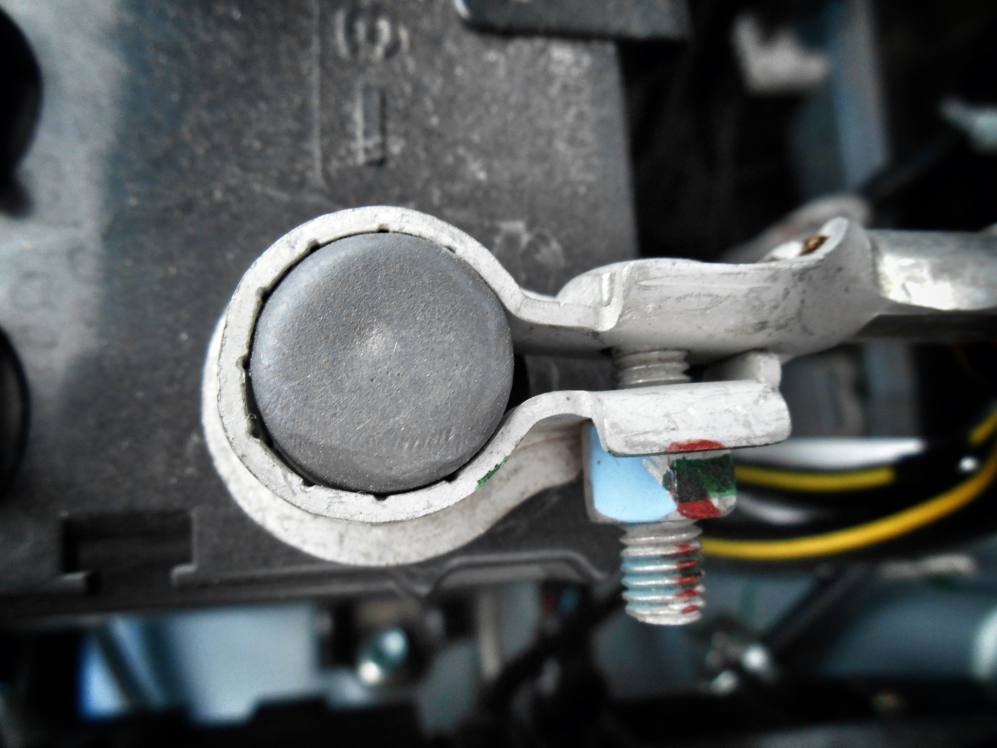 曲轴箱通风阀常通会有什么声音回答+拓展