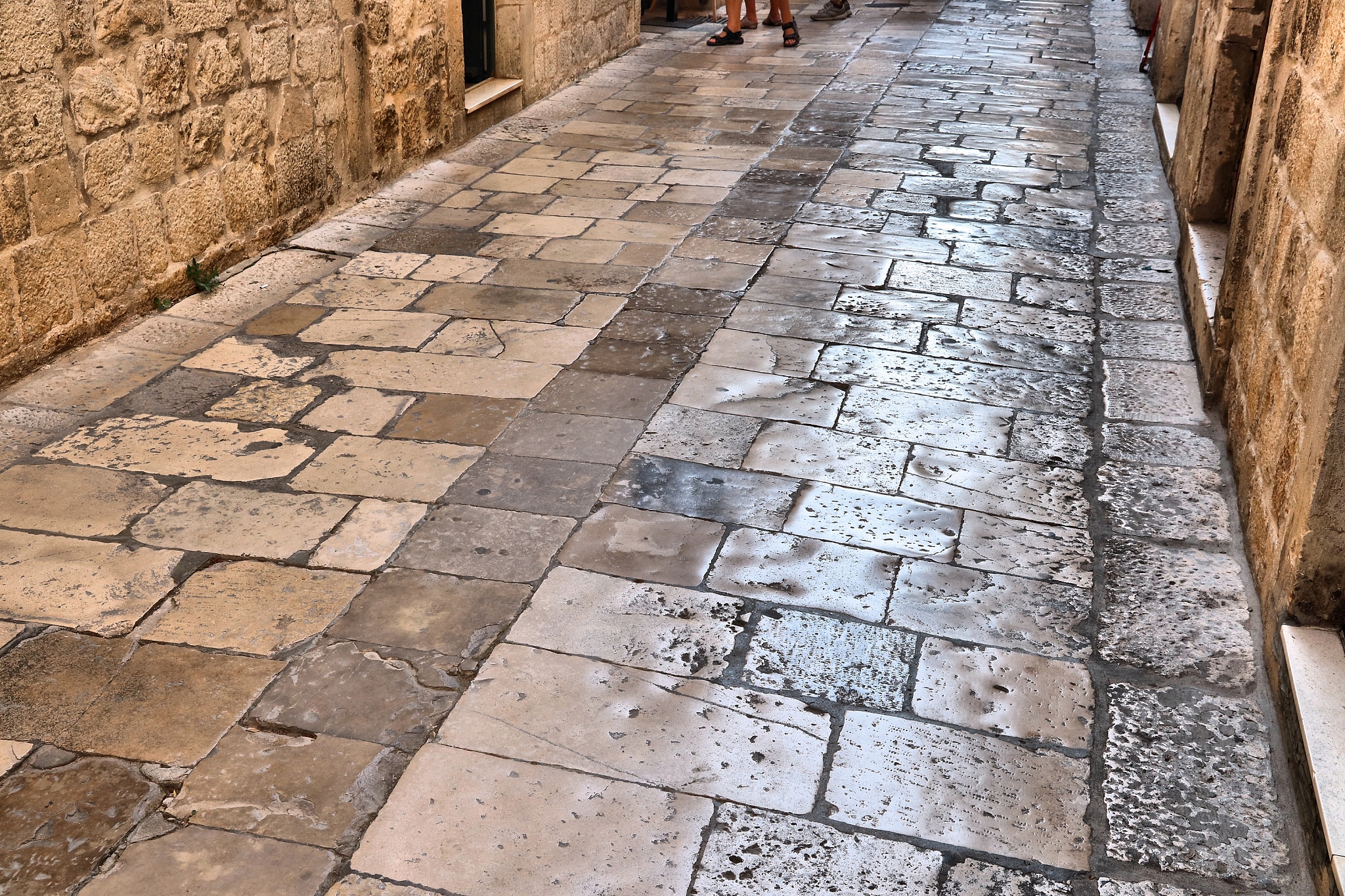 dubrovnik polished stones