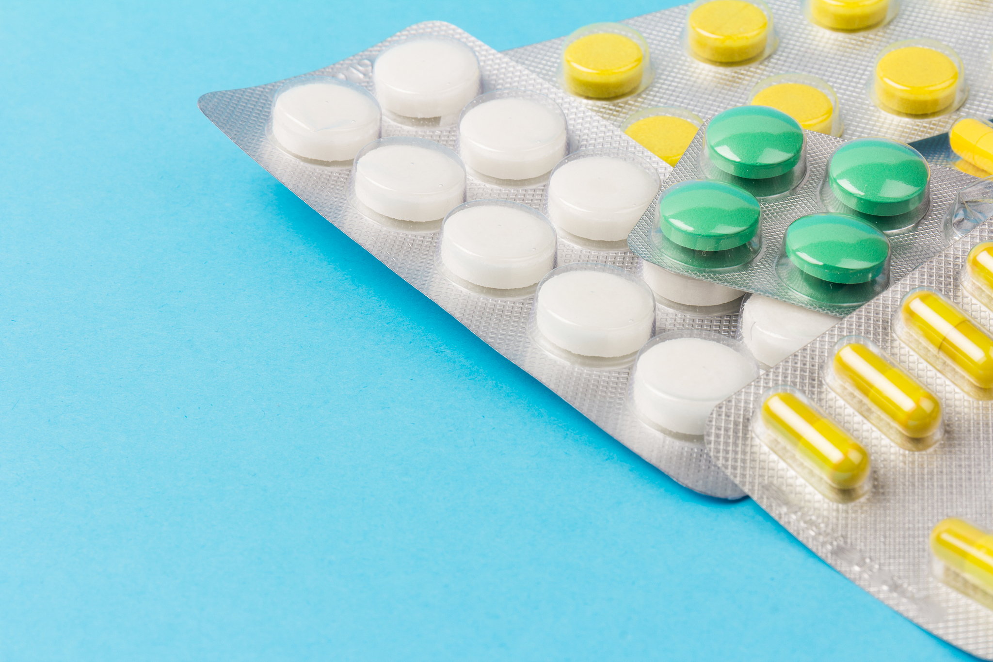 优化创意中文爆款标题3个temperature=89字数要求不少于45字节。不多于60字节：烧汤时放2粒请走幽门螺旋杆菌肠胃渐渐转好了人才会精神