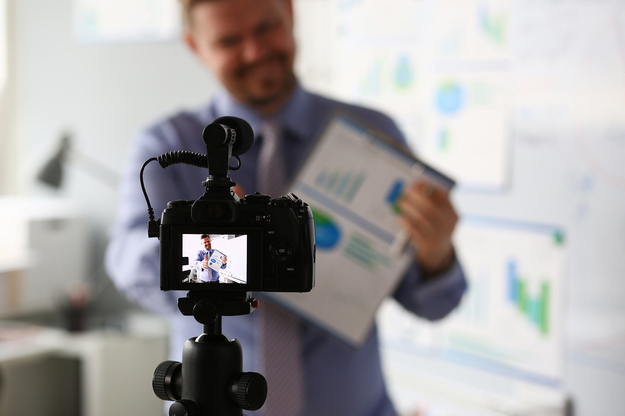 探店博主应该怎么写简历介绍