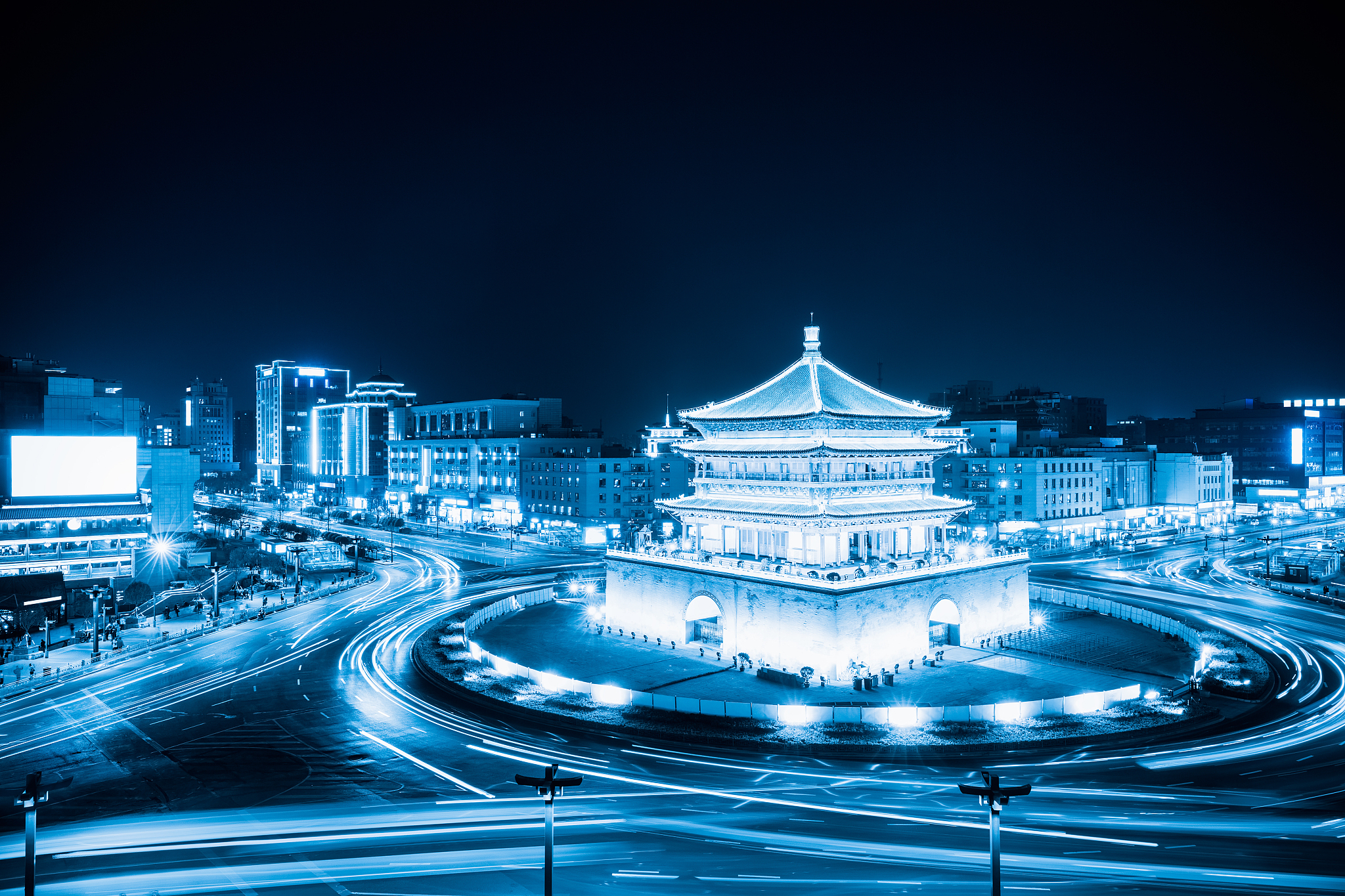 xi 'an ancient city at night