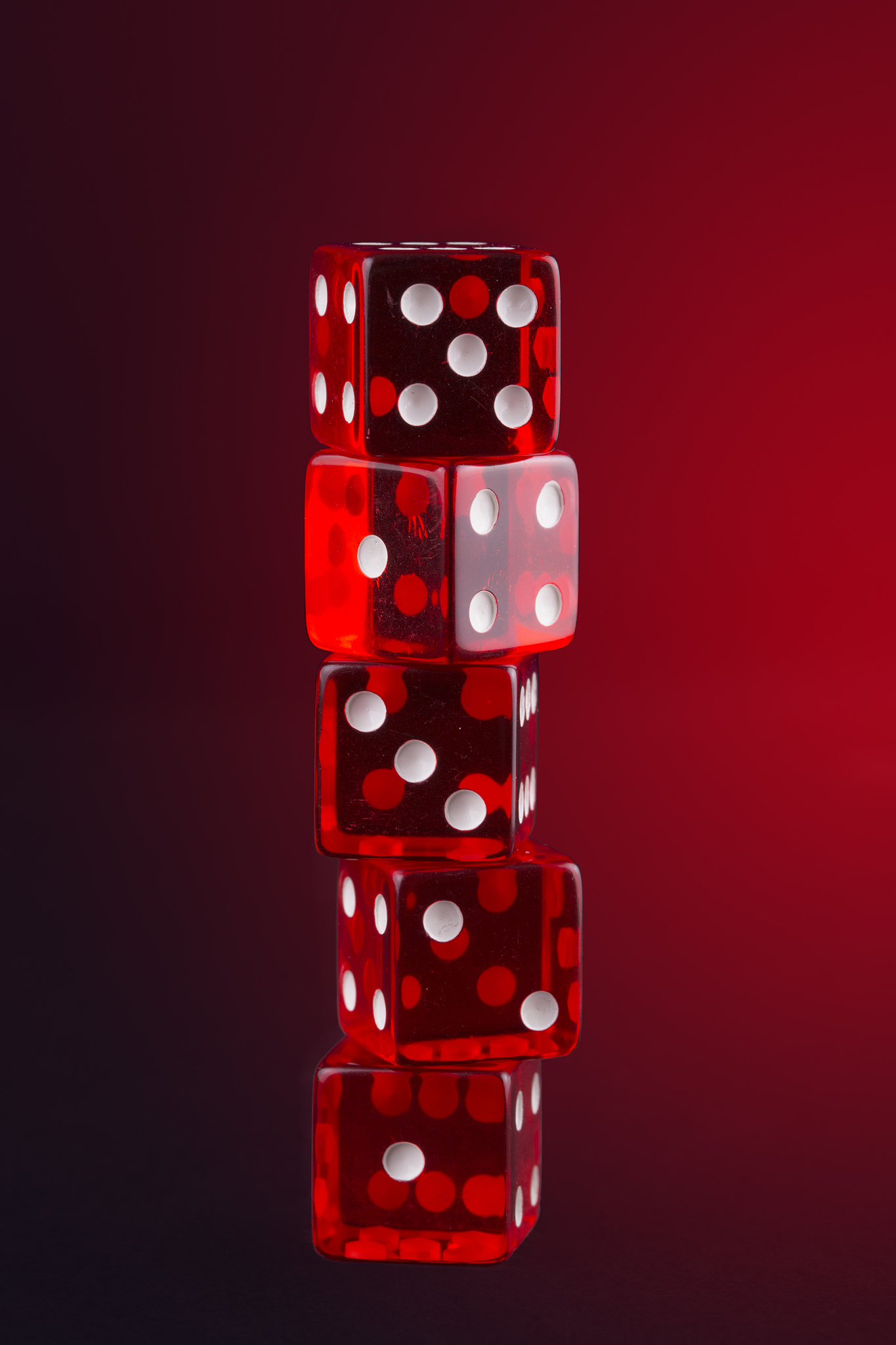 15个骰子摇4个6的概率是多少