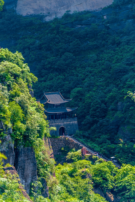 四川广元工贸学校2020年招生报读条件、应注意事项