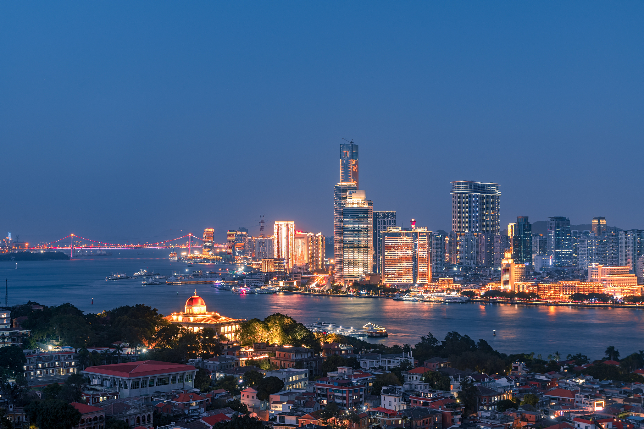 厦门职高适合女孩学的热门专业有哪些学什么吃香