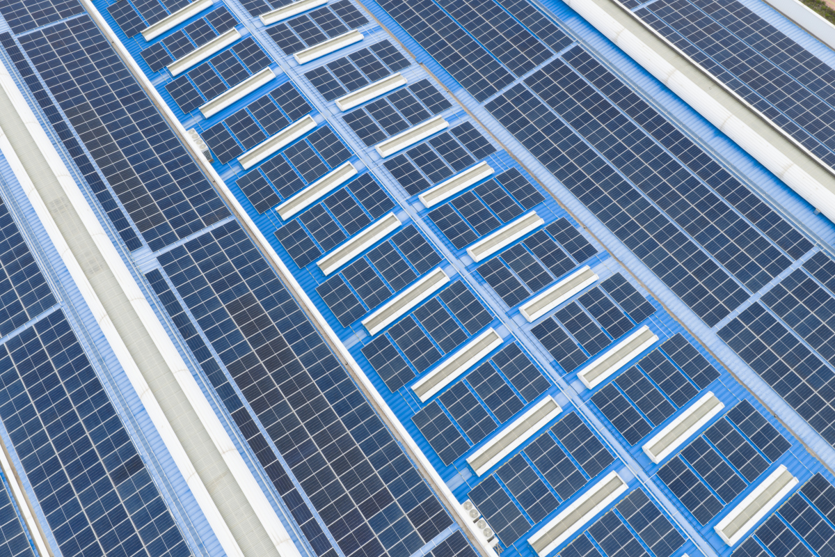 800瓦单晶太阳能电池板一小时发电量是多少？