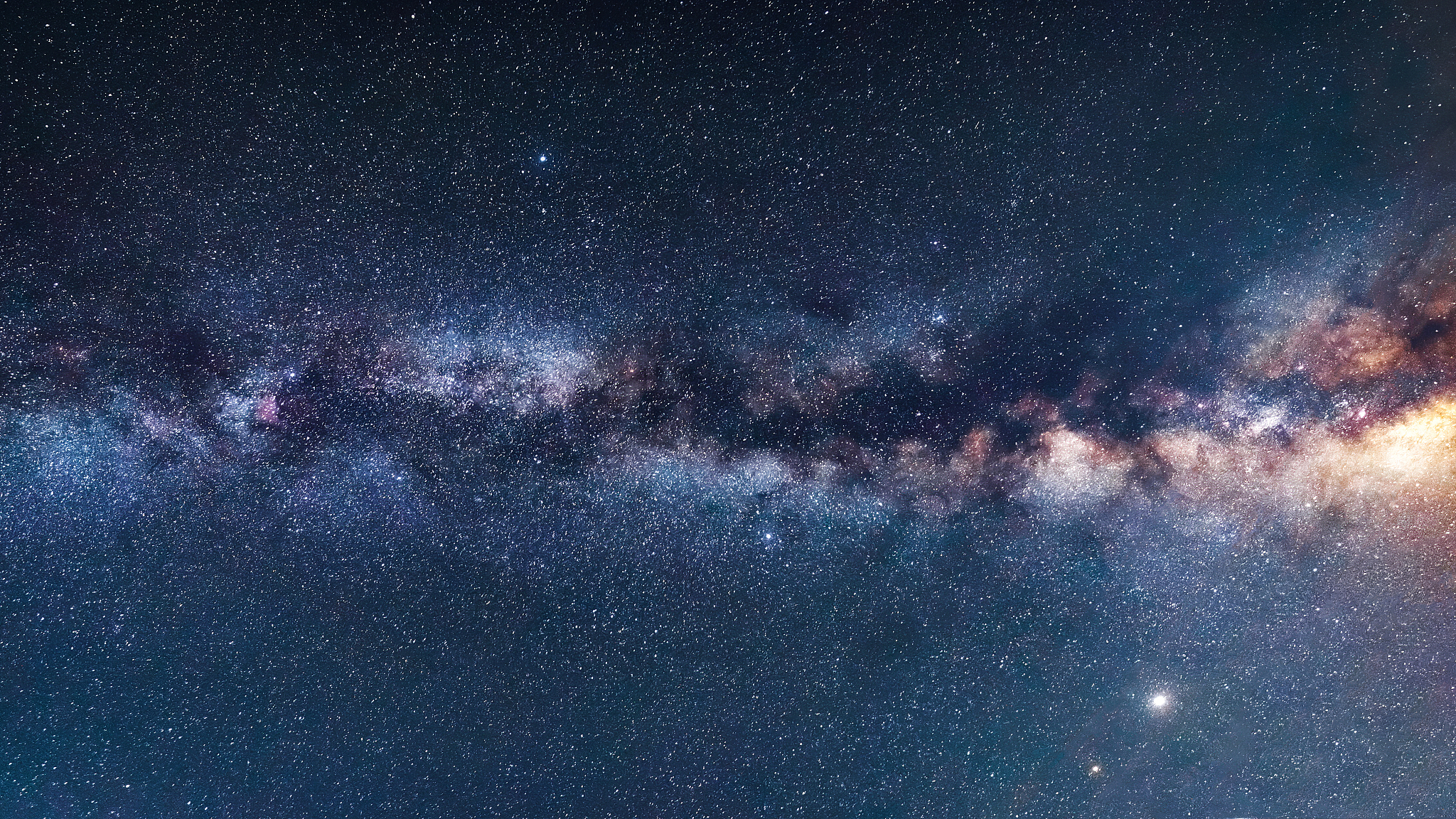 M31附近[OIII]星云的惊人发现：一个微弱弧线的秘密