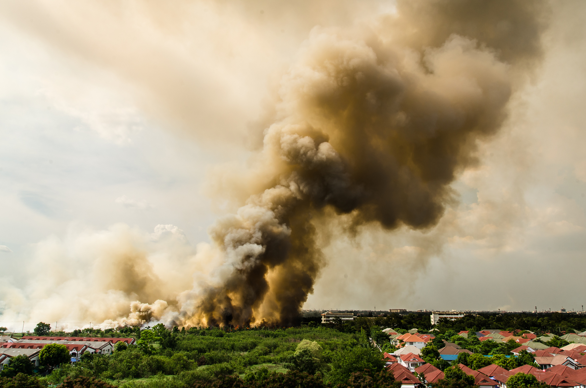 fire in the city overview.