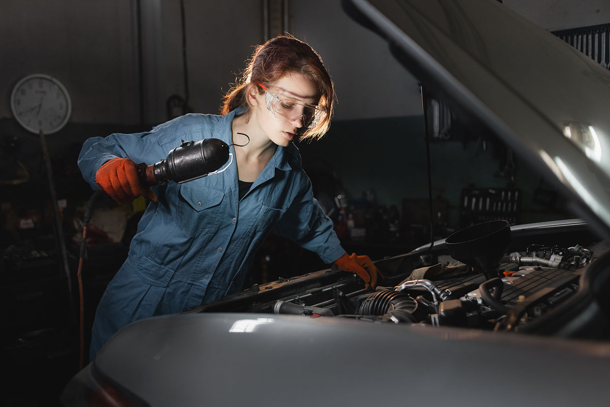 镇海职教中心2022年招生简章：专业设置、招生条件及人数