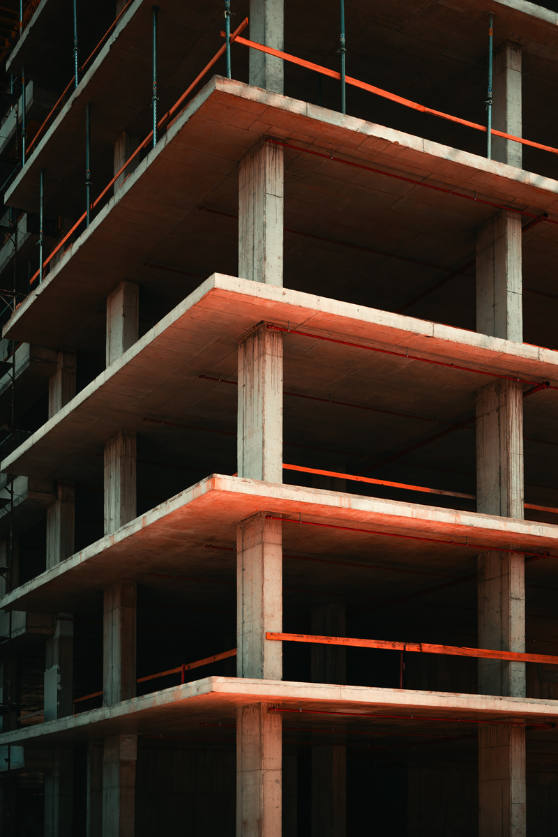 砖混结构房子构造柱和横梁高度差20公分合理吗？