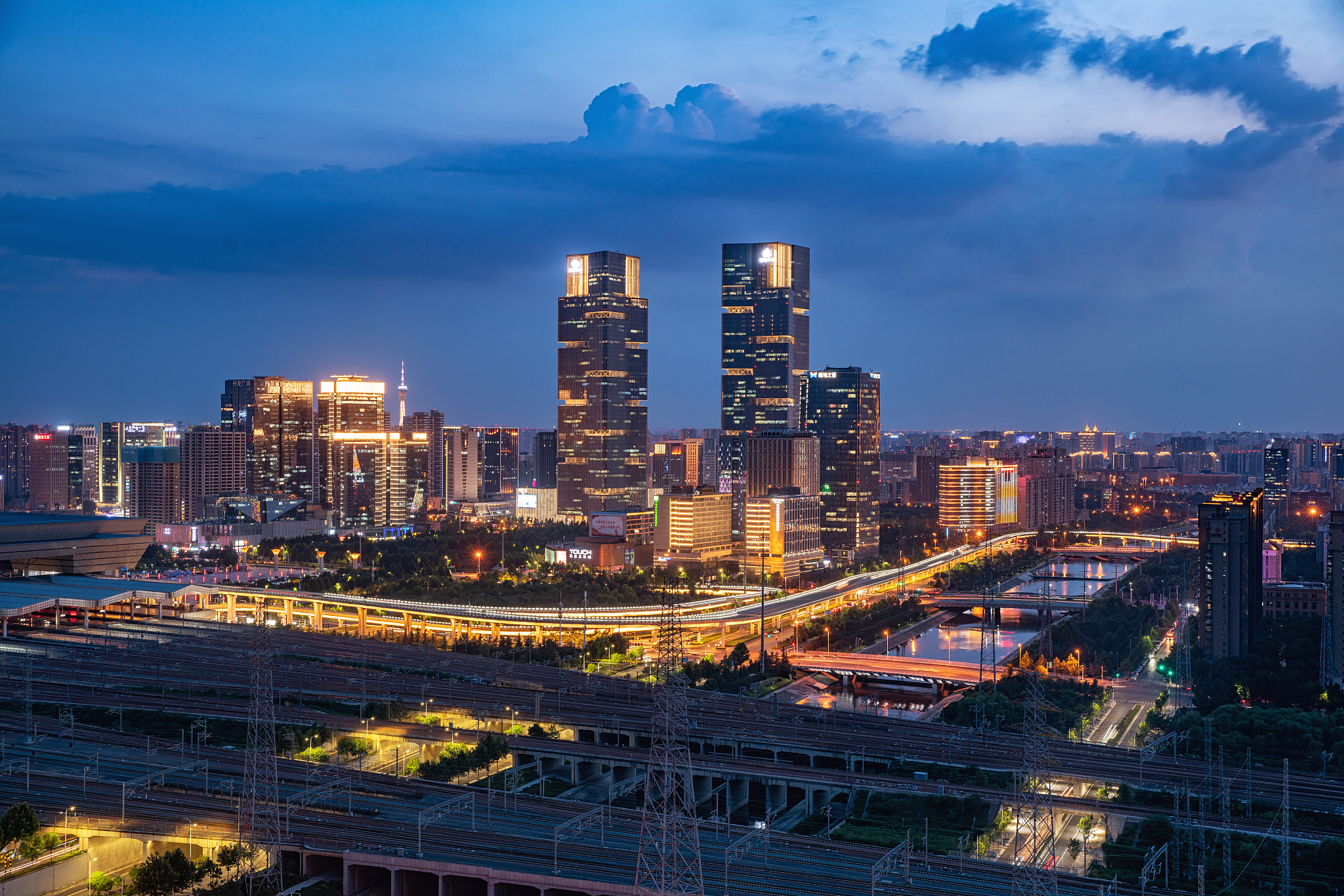 云南玉龙纳县高铁学校：培养高铁技术人才的摇篮