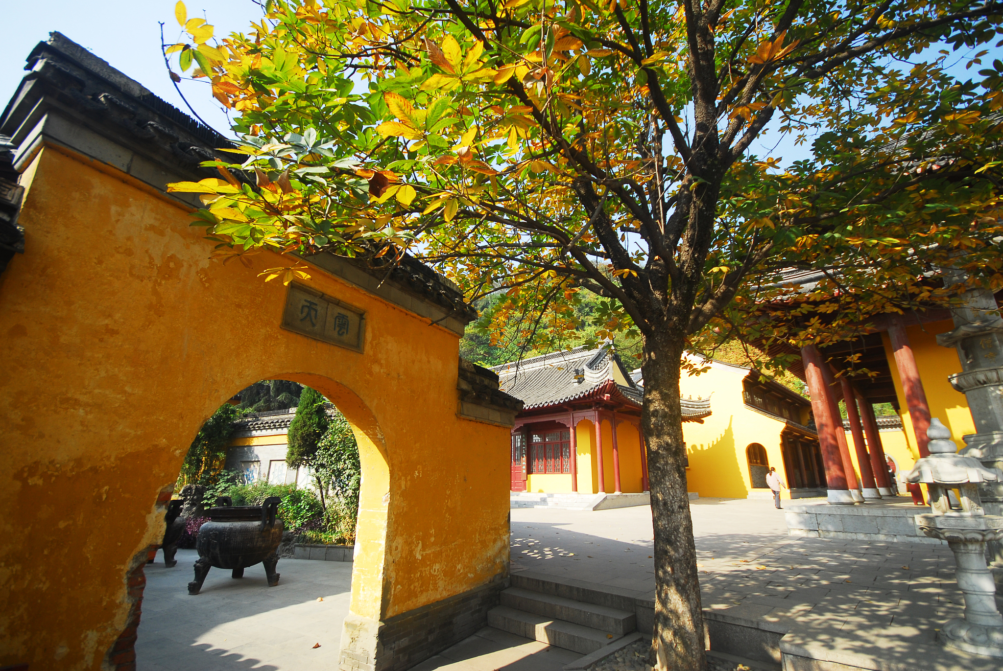 镇江焦山寺院风光