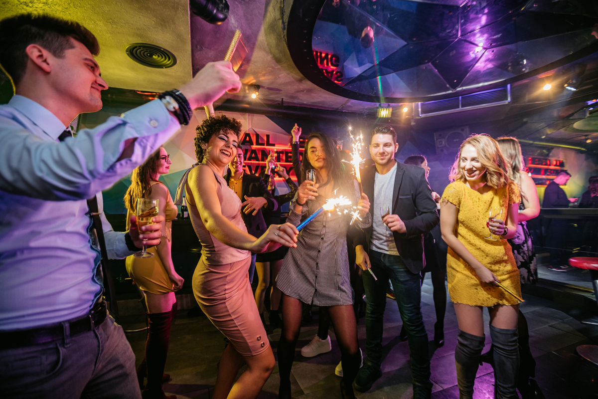 写一段K·one plus迪吧的简介