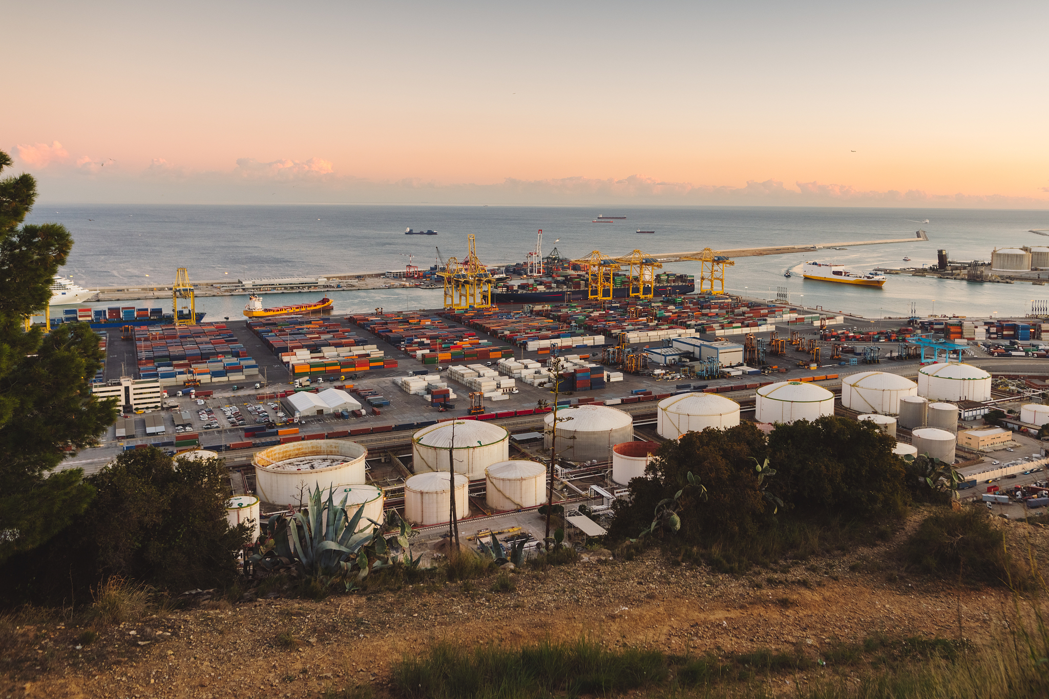 barcelona harbour