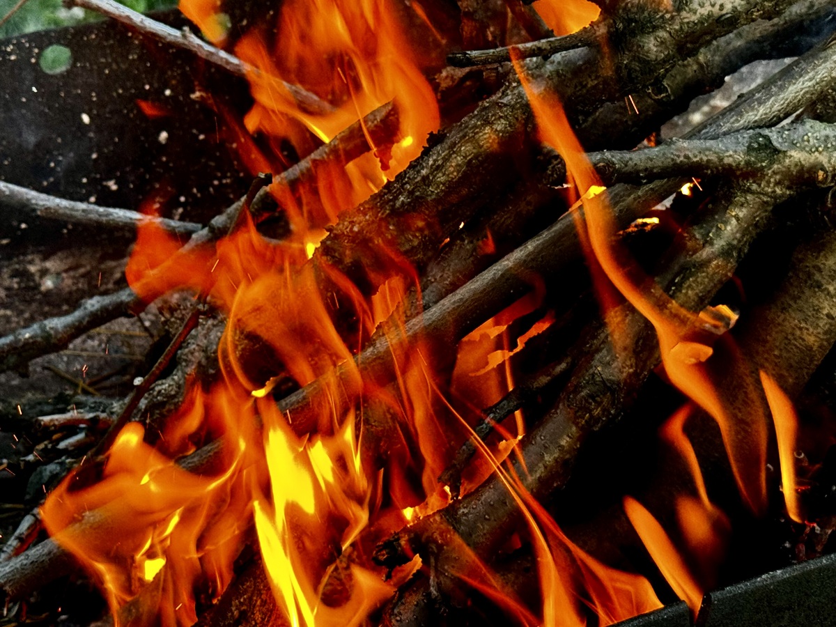 形容烈焰的4字词语：30个方案