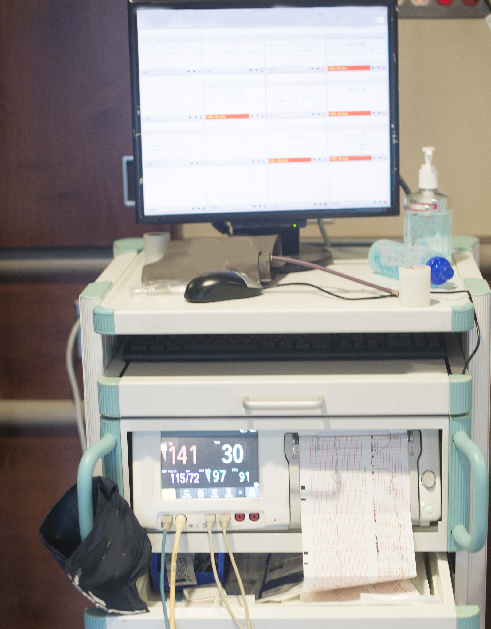 脉象仪使用场景：医疗、体检、运动、家庭保健