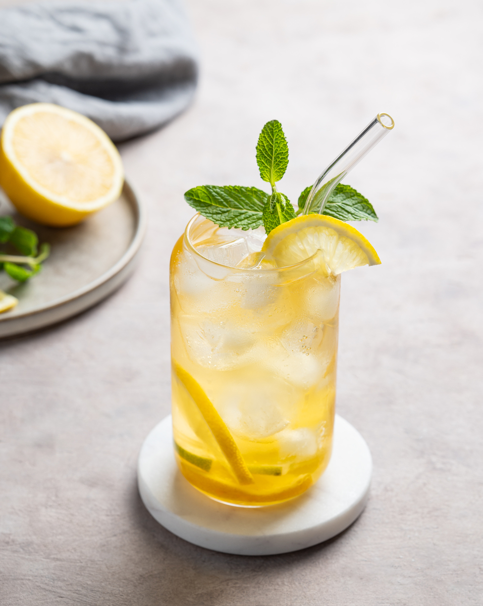 雪顶橙汁气泡水的做法_清凉一夏～雪顶橙汁气泡水简单好喝