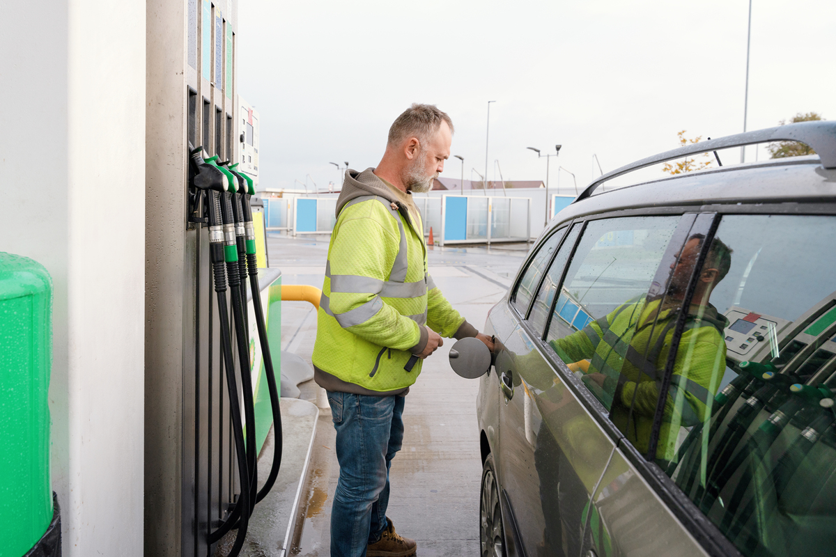 加油站电话号码查询：如何联系加油站？