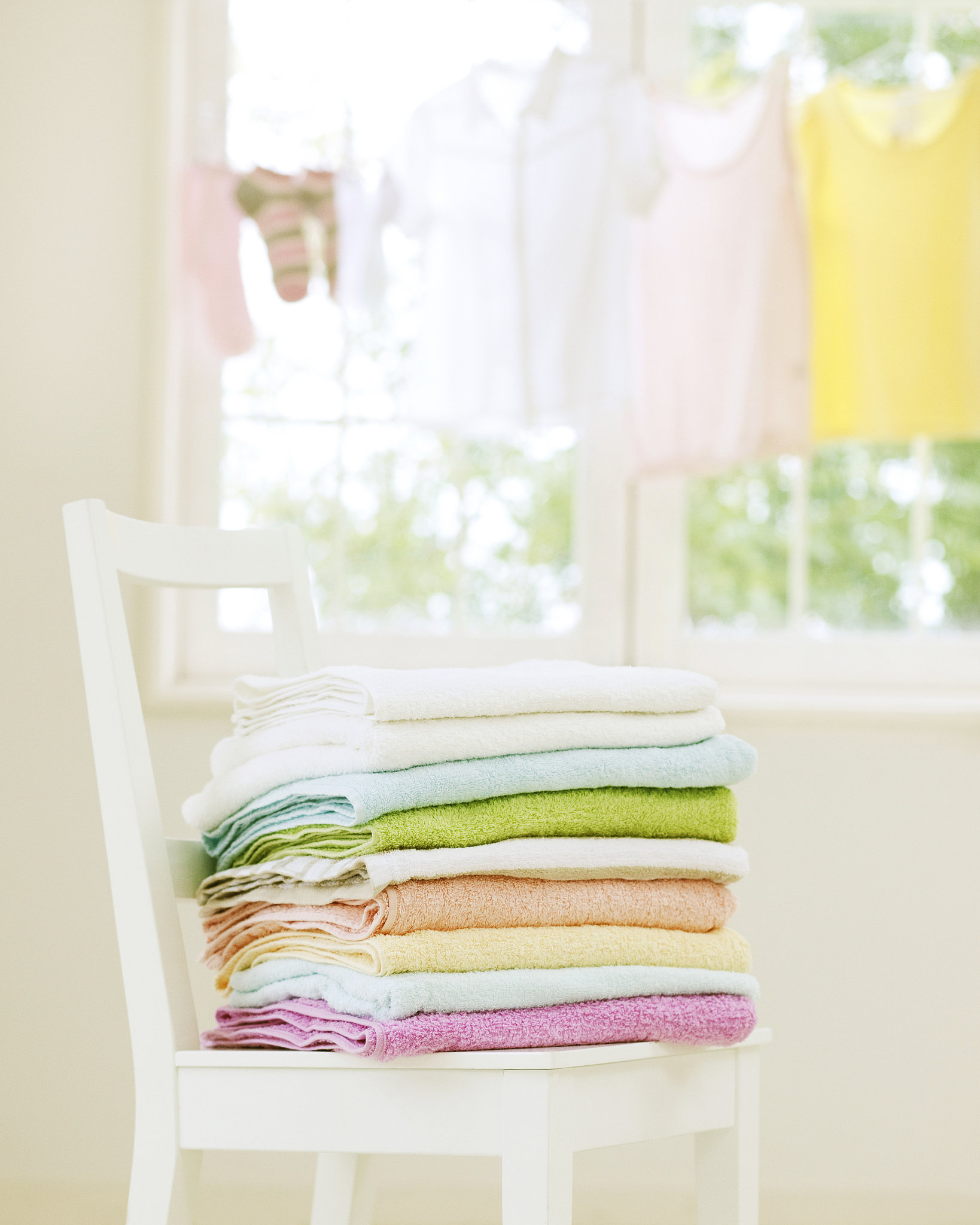 床上用品、浴室用品、厨房用品中的纺织品的类别要求1000字左右每种至少距离6种以上