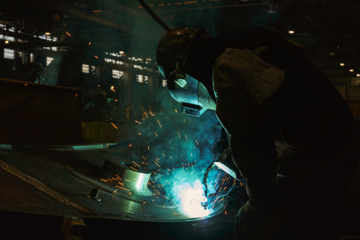 提高焊接质量的 10 大措施：从材料到管理，全面提升焊接可靠性